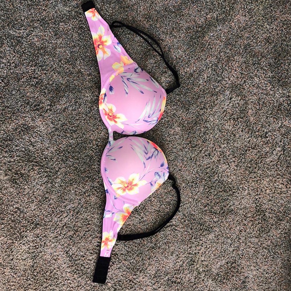 Victoria’s Secret PINK 32D Floral Superpush Bra